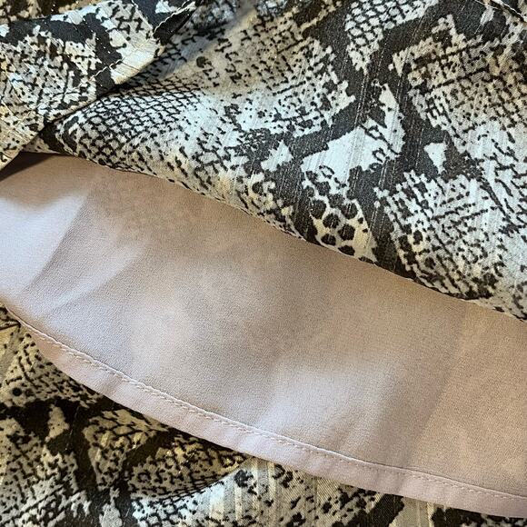 Dress Forum Shadow Stripe Python Print Blouse - Size S - Picture 7 of 8
